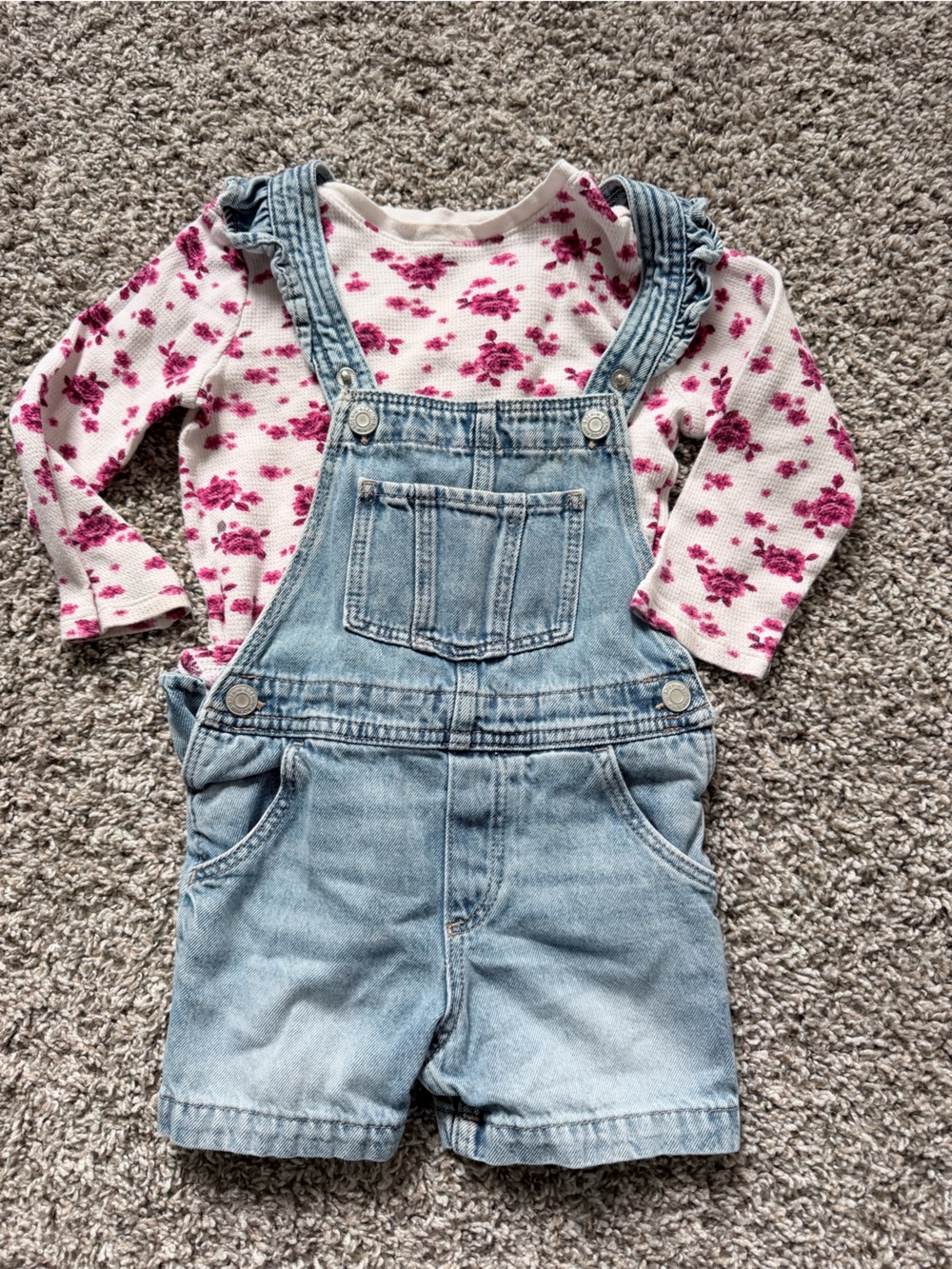 H&M Pink Floral Thermal Top with Light Blue Denim Overalls
